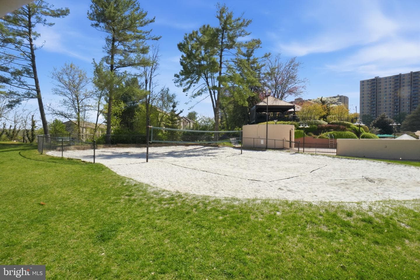 309 Yoakum Parkway #603 photo 45