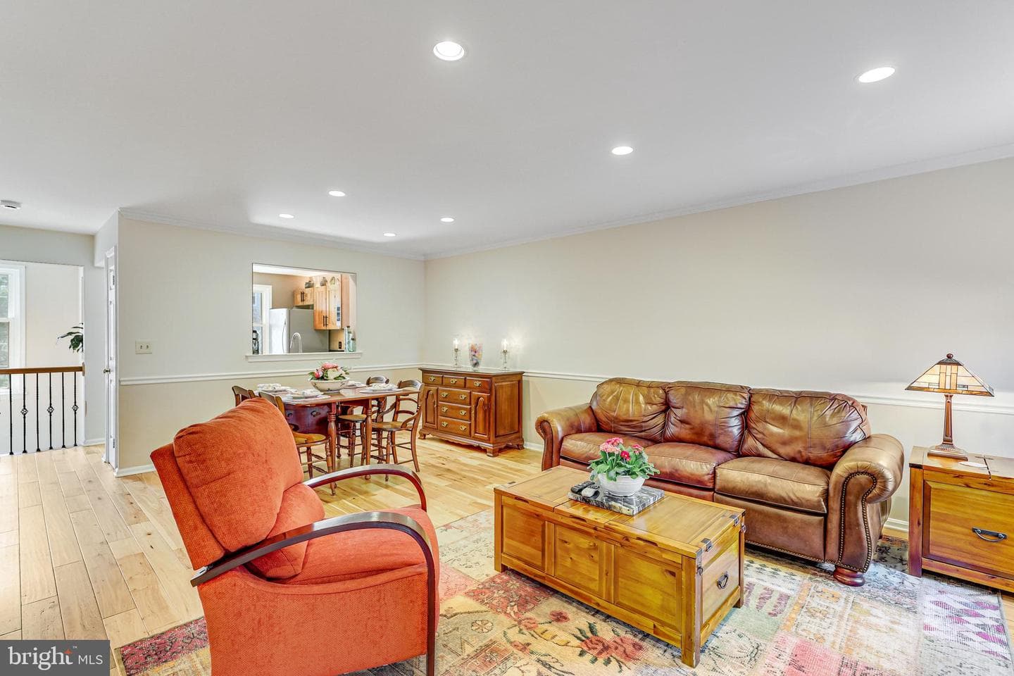 329 S Pickett Street photo 17