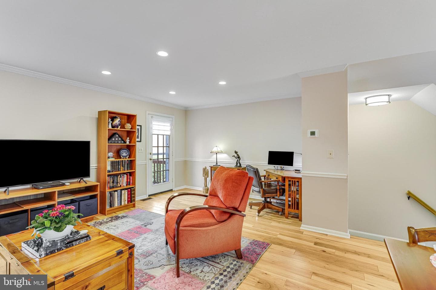 329 S Pickett Street photo 19