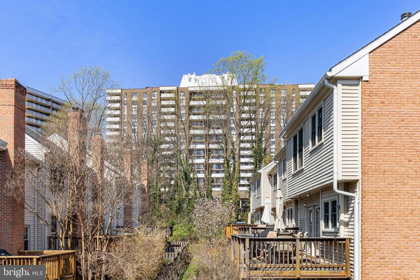329 S Pickett Street photo 22