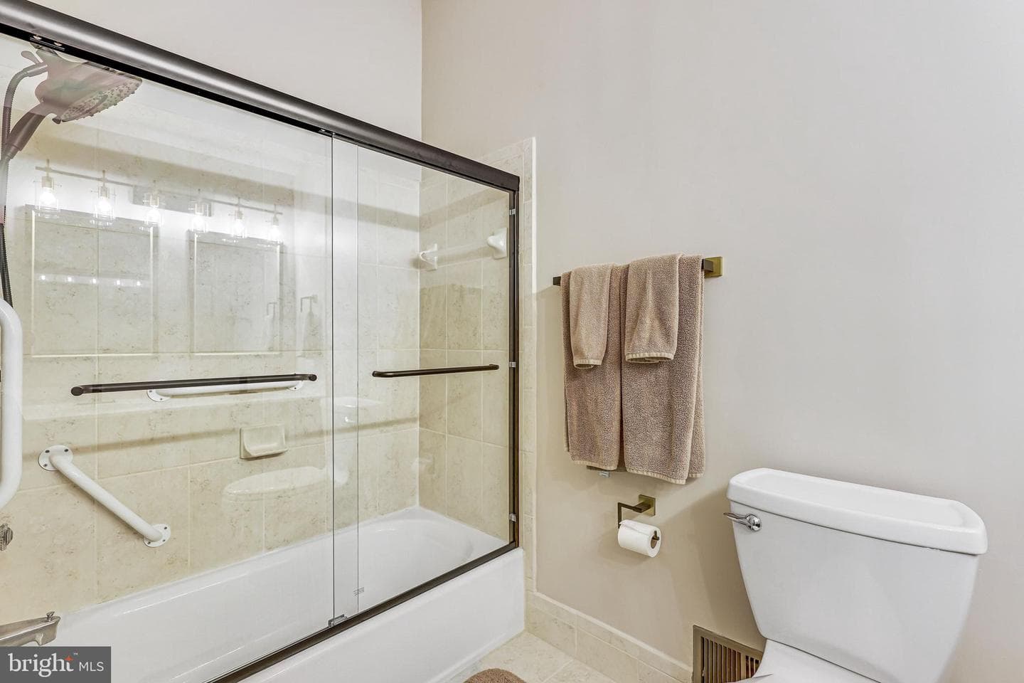 329 S Pickett Street photo 27