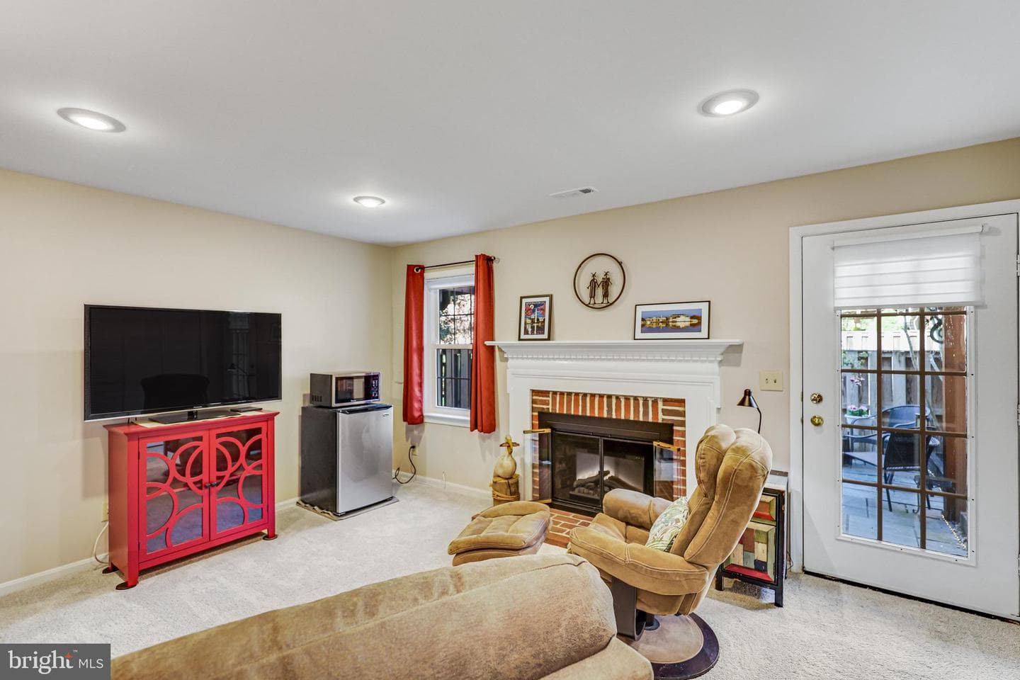 329 S Pickett Street photo 6