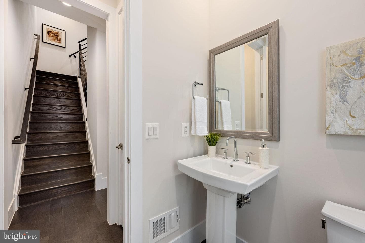 2822 Telek Place photo 27