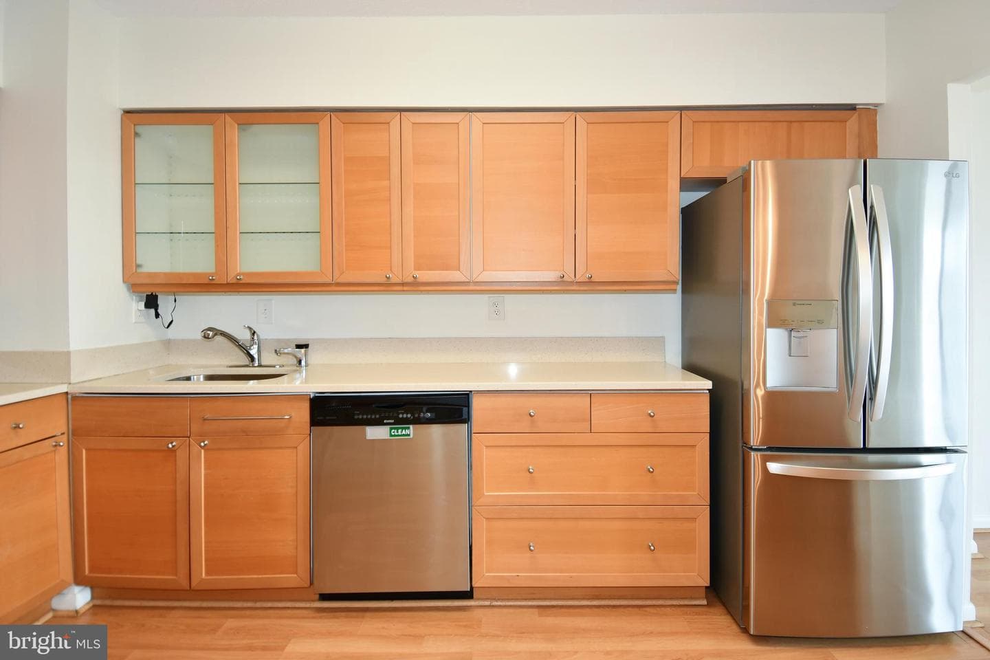 400 Madison Street #301 photo 16