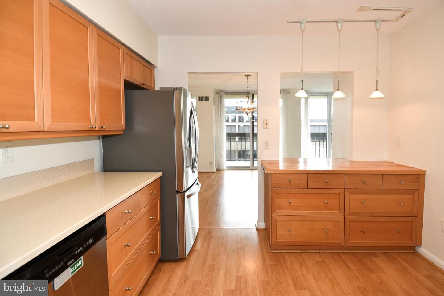 400 Madison Street #301 photo 21