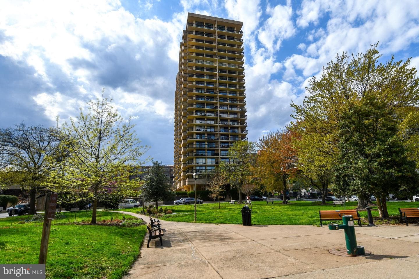 400 Madison Street #301 photo 51