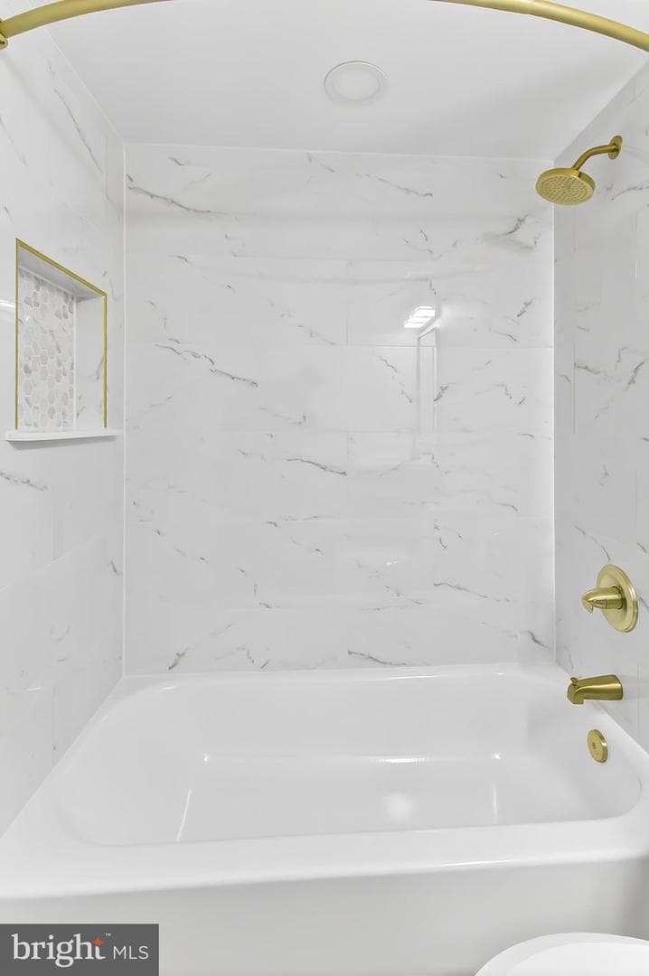205 Yoakum Parkway #1511 photo 26