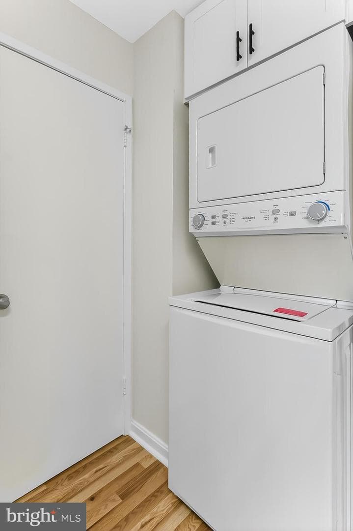 205 Yoakum Parkway #1511 photo 32
