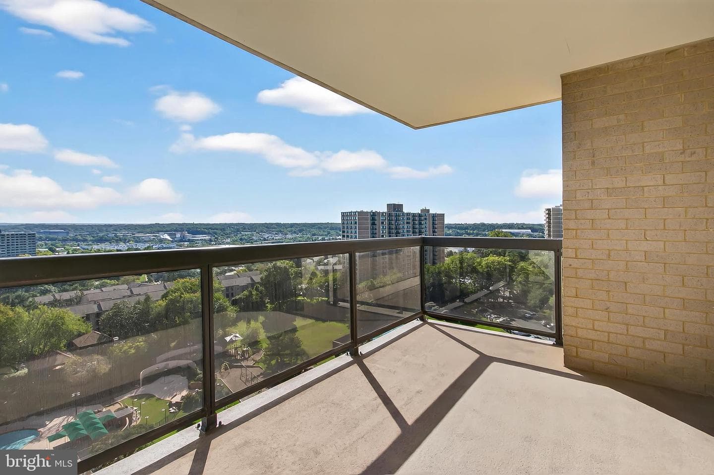205 Yoakum Parkway #1511 photo 34