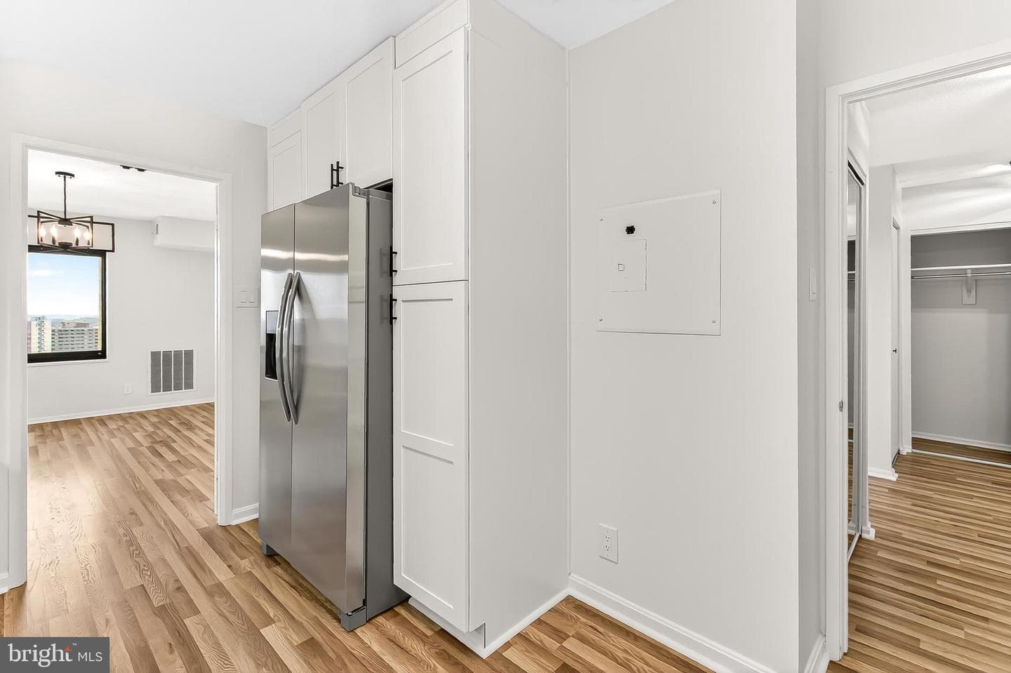 205 Yoakum Parkway #1511 photo 7