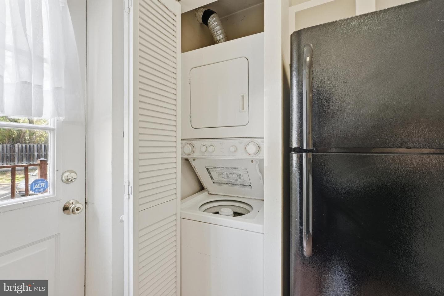 1405 E Abingdon Drive #1 photo 4