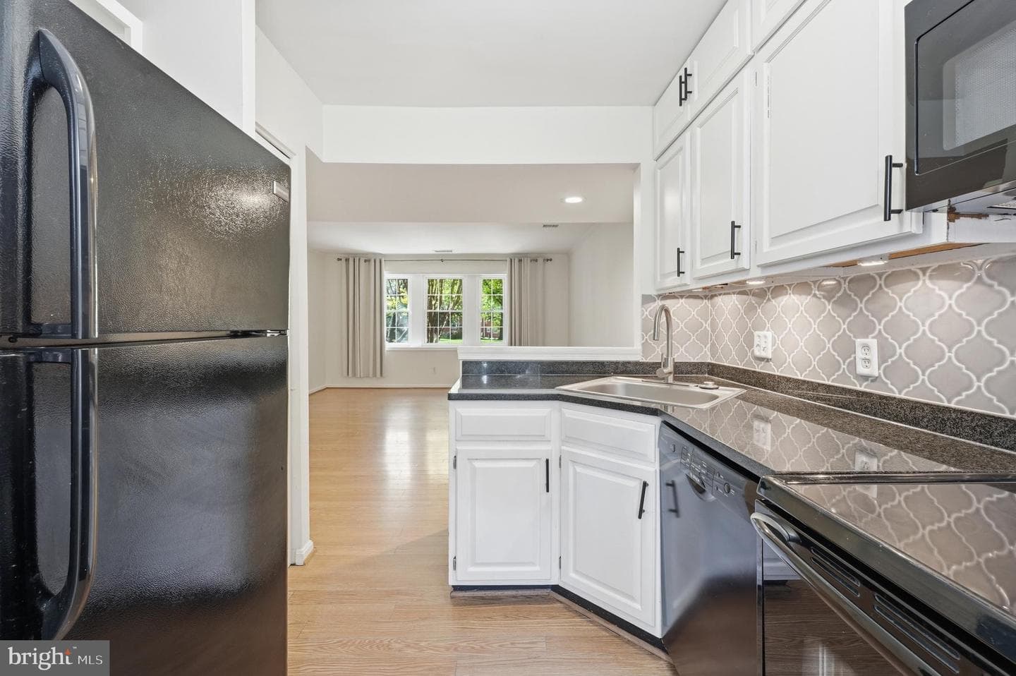 1405 E Abingdon Drive #1 photo 6