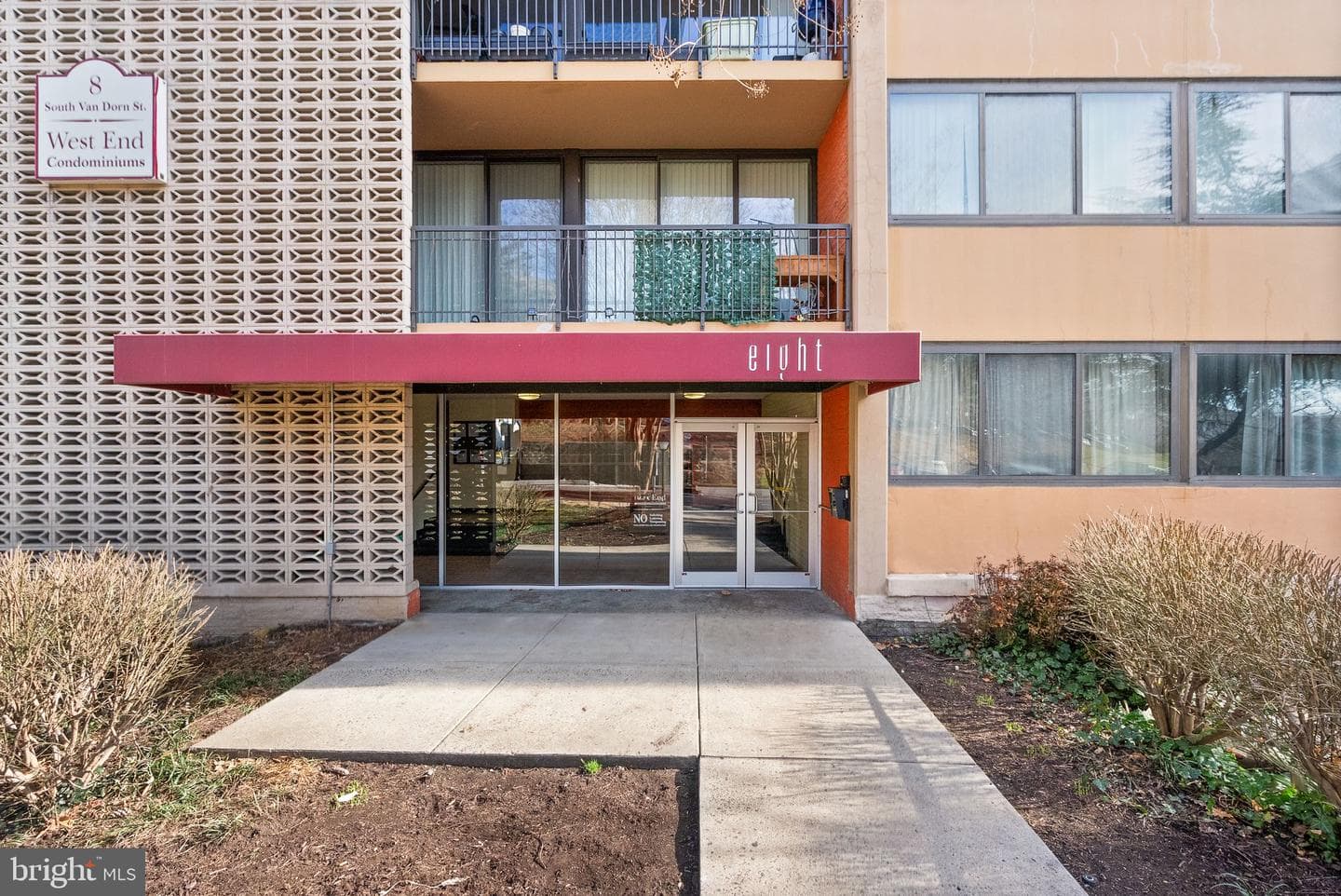 8 S Van Dorn Street #201, Alexandria