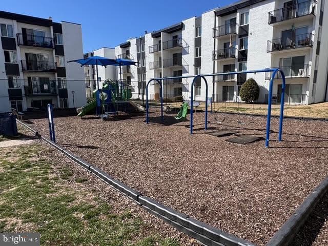 8 S Van Dorn Street #201 photo 38