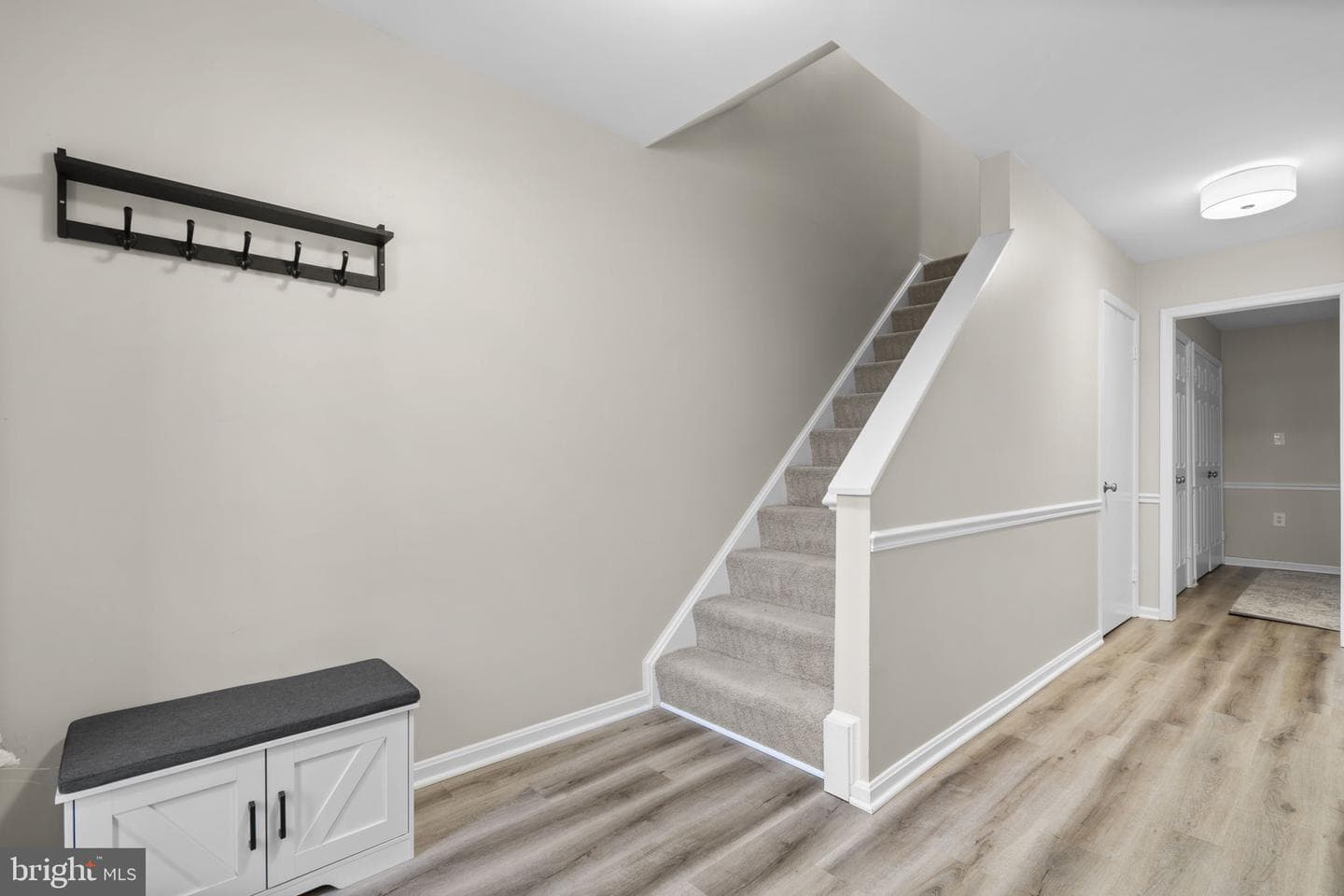 3802 Vermont Court photo 5