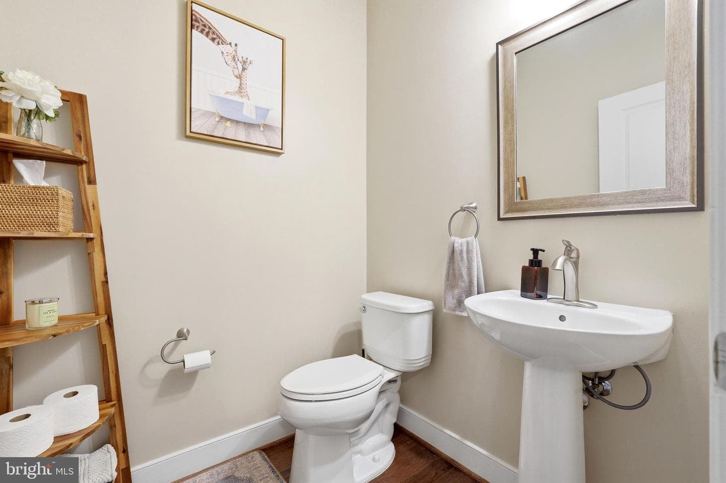 2206 Potomac Avenue #102 photo 15