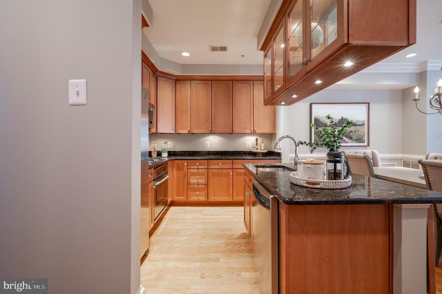 515 N Pitt Street photo 13