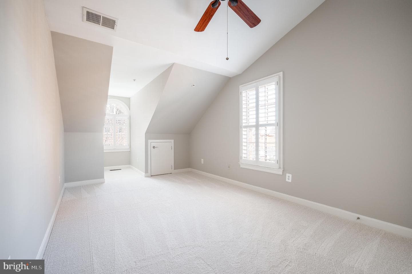 515 N Pitt Street photo 28