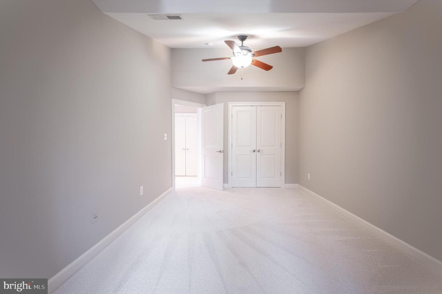 515 N Pitt Street photo 33