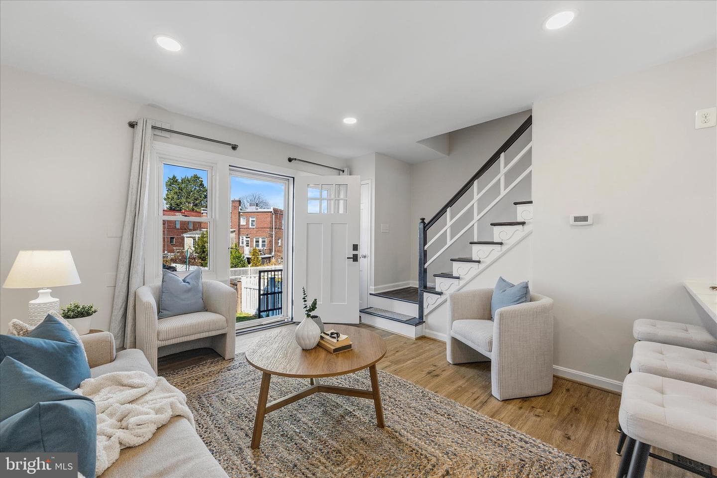 317 Mount Vernon Avenue photo 8