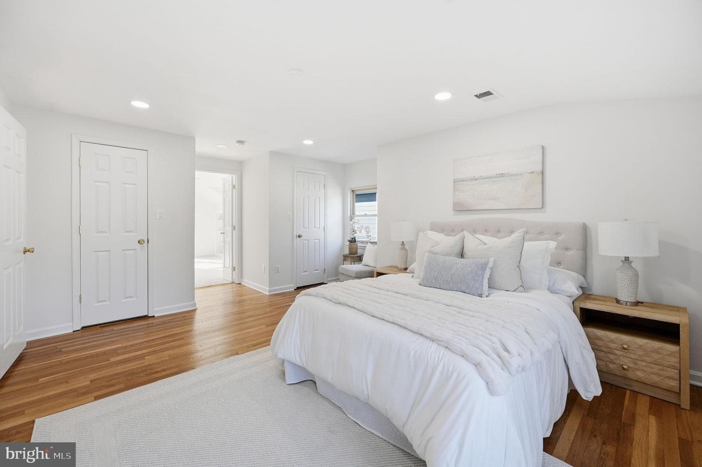 833 Fontaine Street photo 24