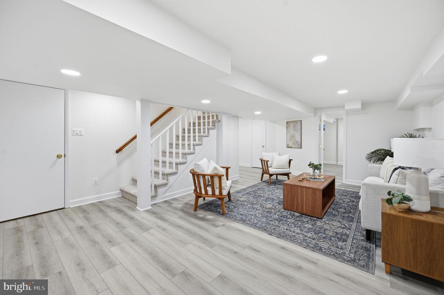 833 Fontaine Street photo 29