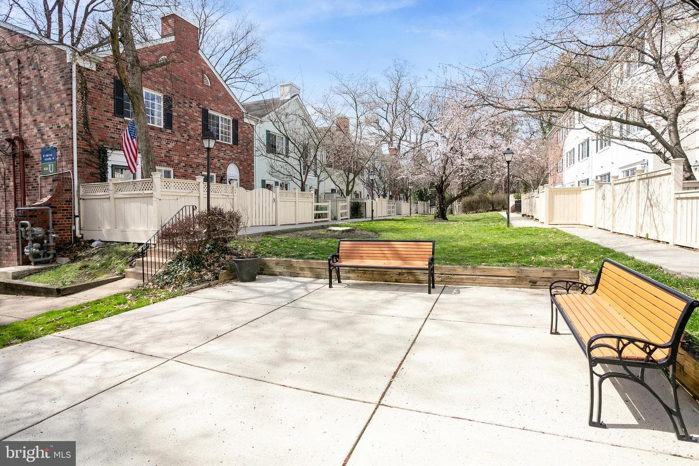 1279 N Van Dorn Street N #1279 photo 23