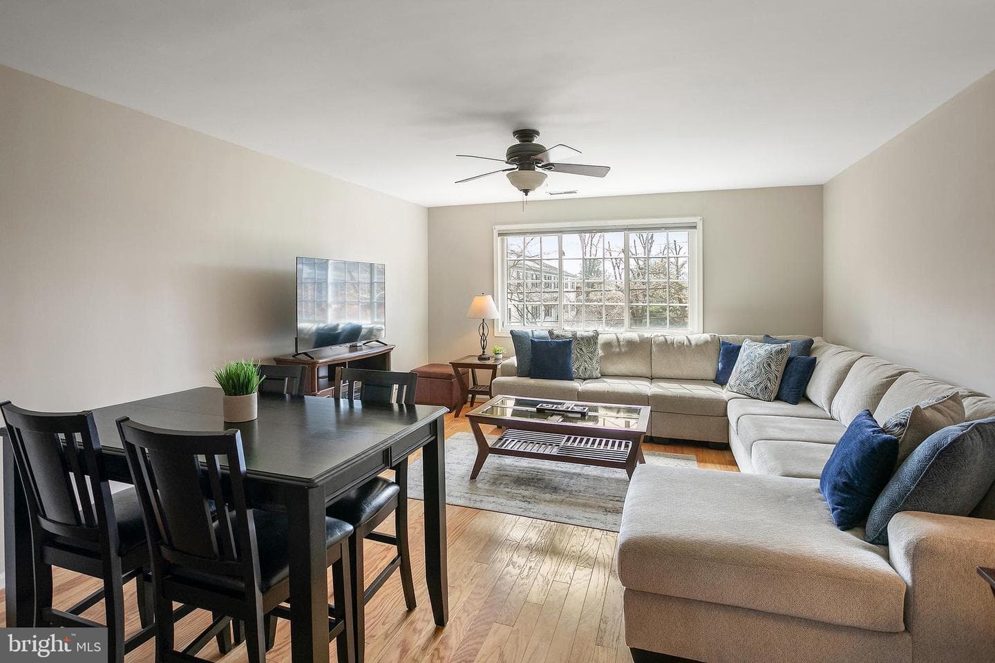 1279 N Van Dorn Street N #1279 photo 6