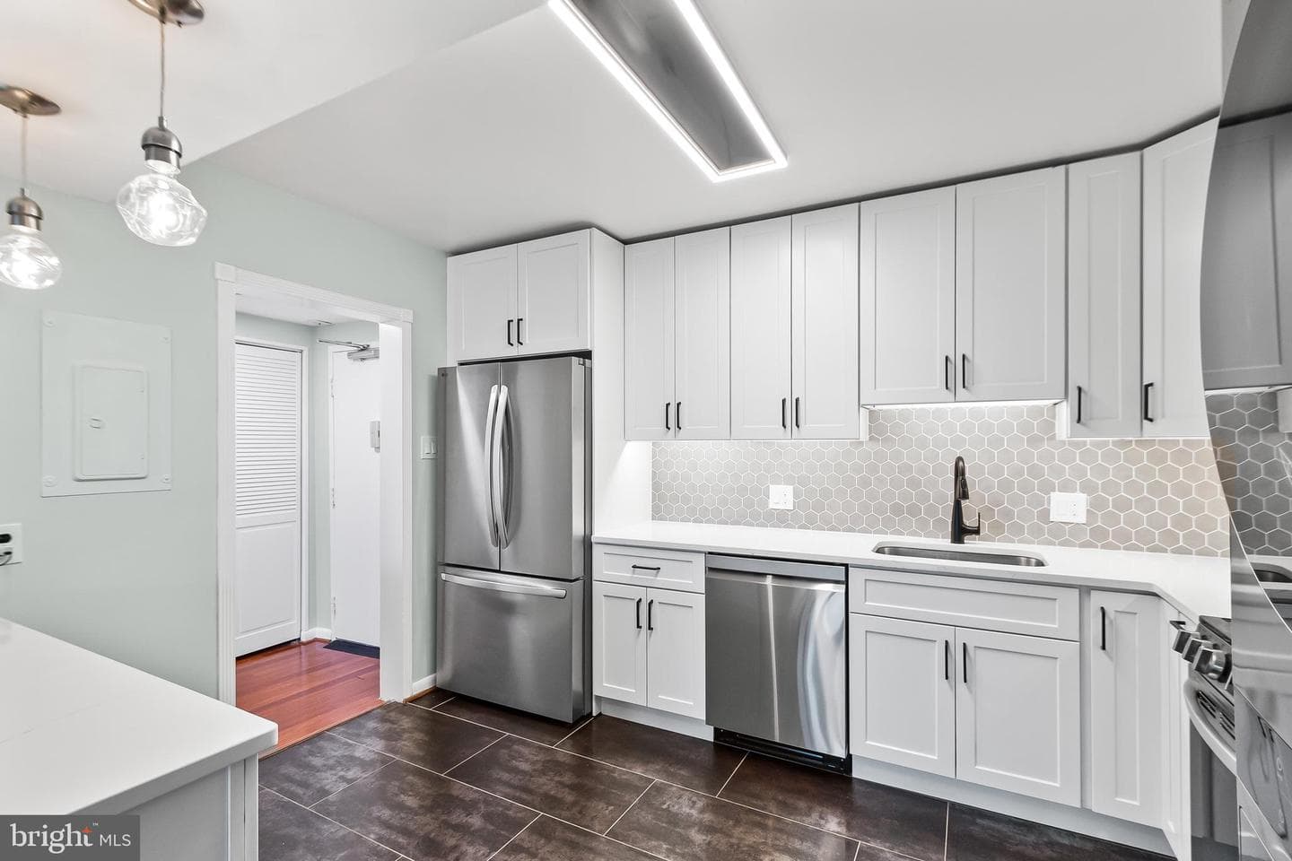 6301 Stevenson Avenue #406 photo 10