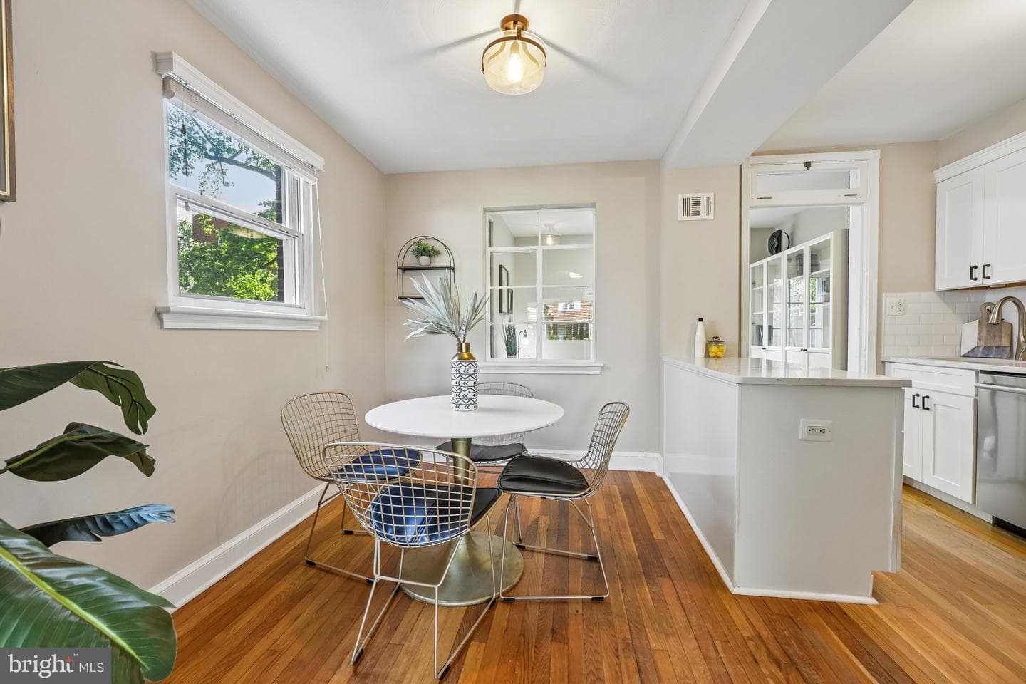 3513 Wilson Avenue photo 8