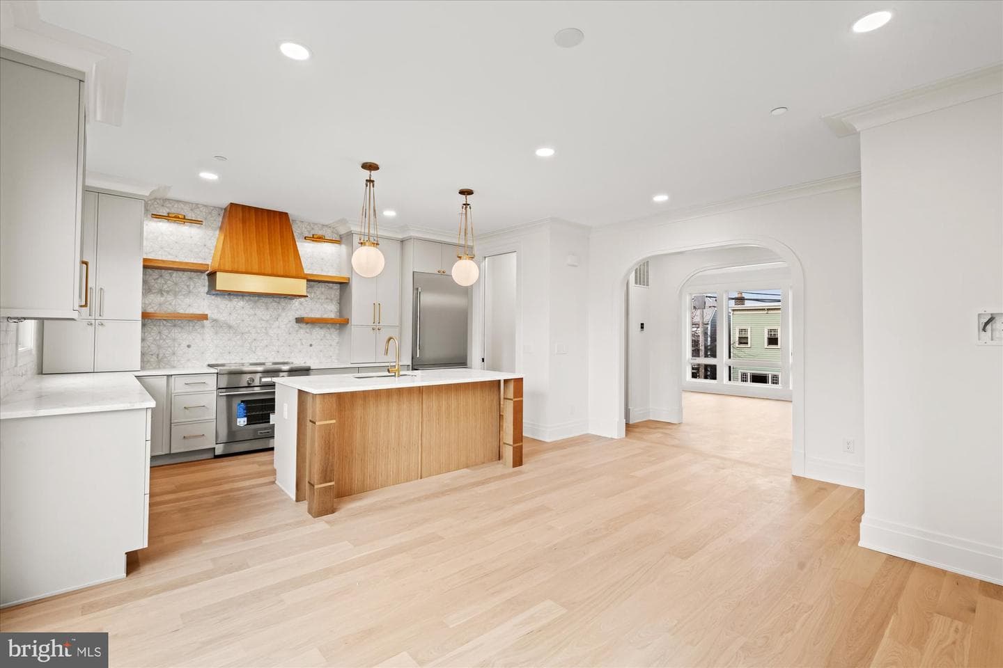 1328 Cameron St photo 18