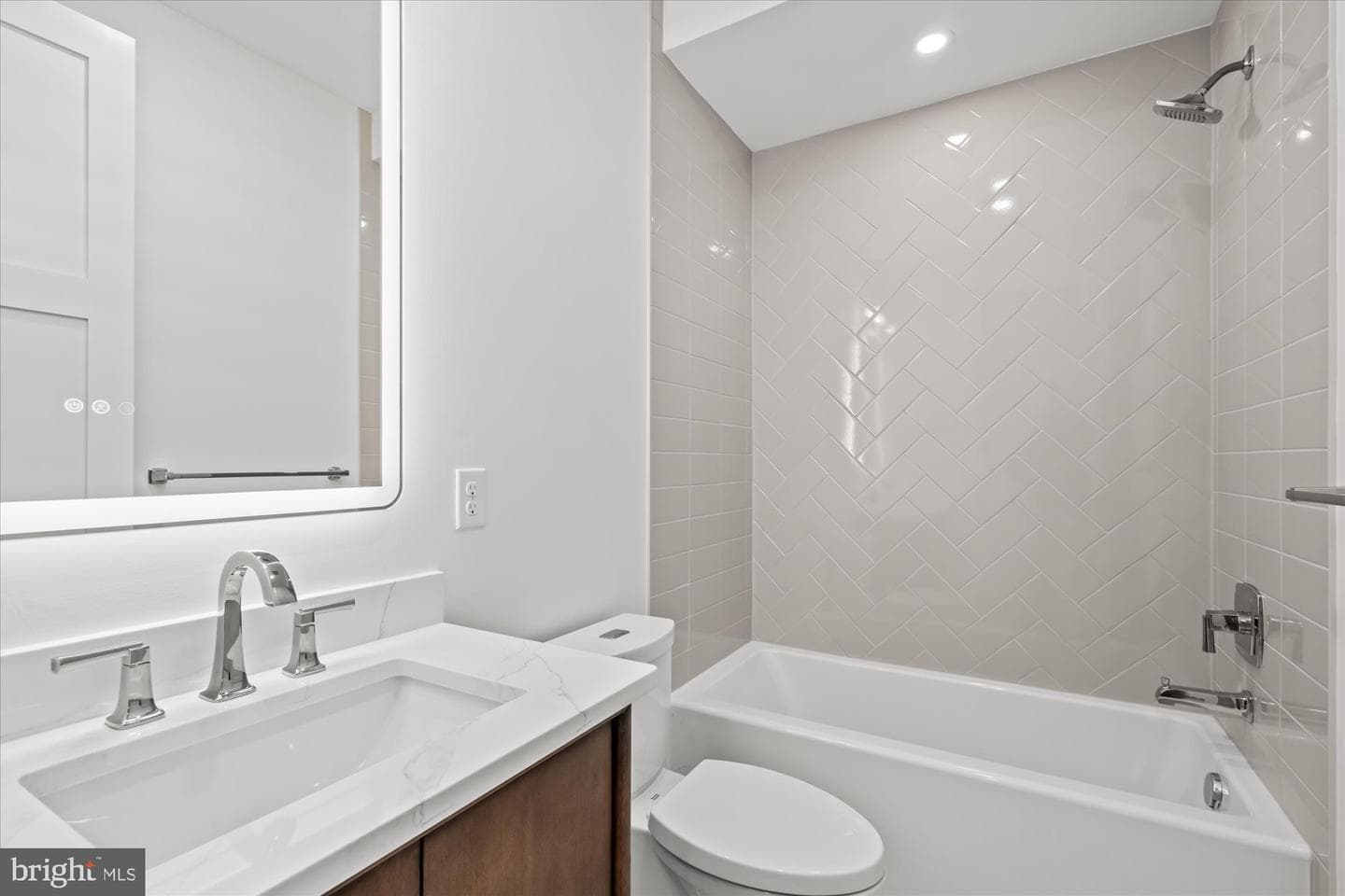 1328 Cameron St photo 75