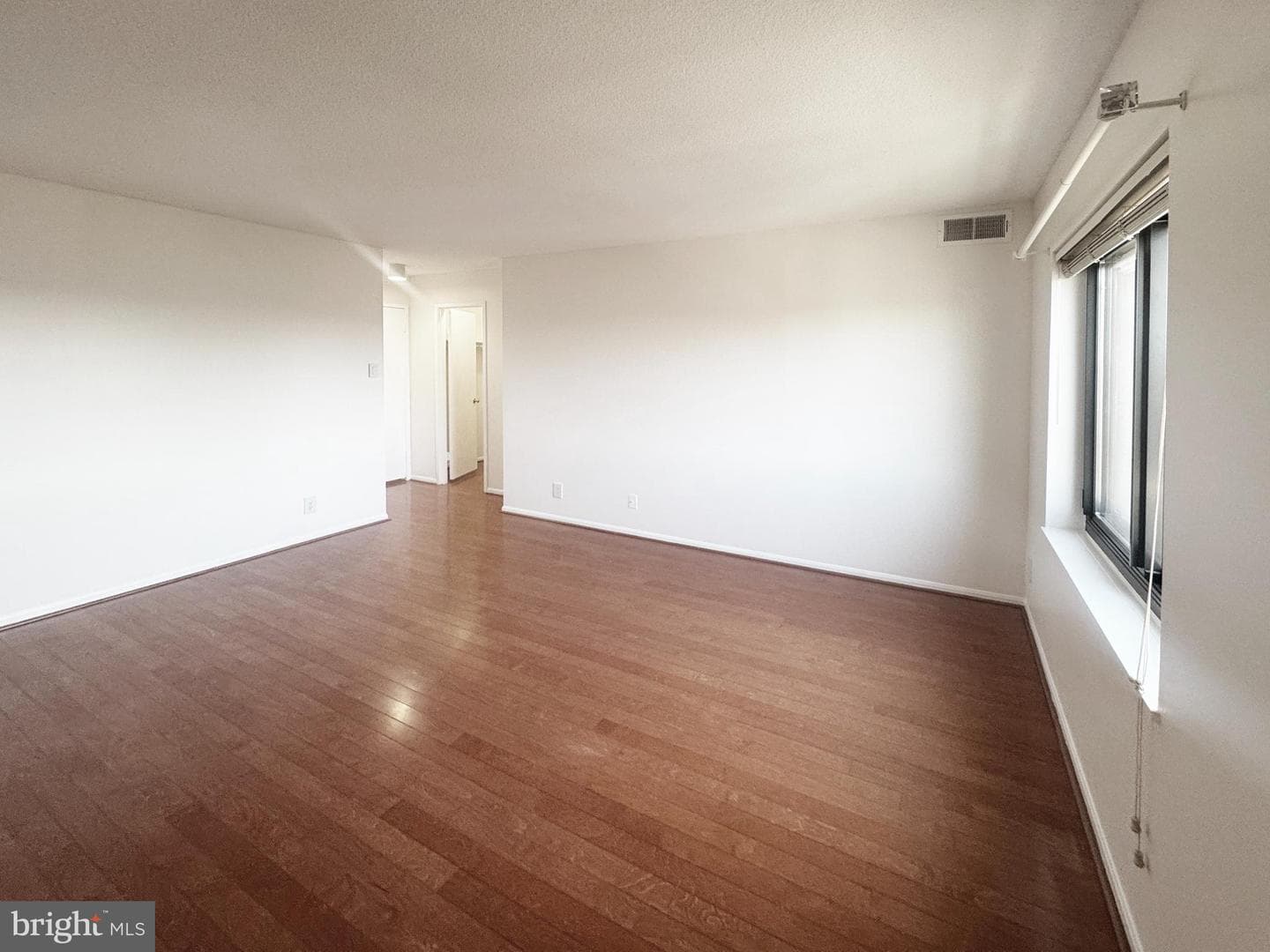 307 Yoakum Parkway #816 photo 23