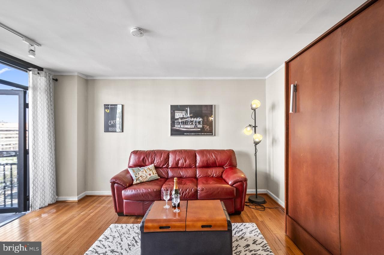 801 Pitt Street N #605 photo 7