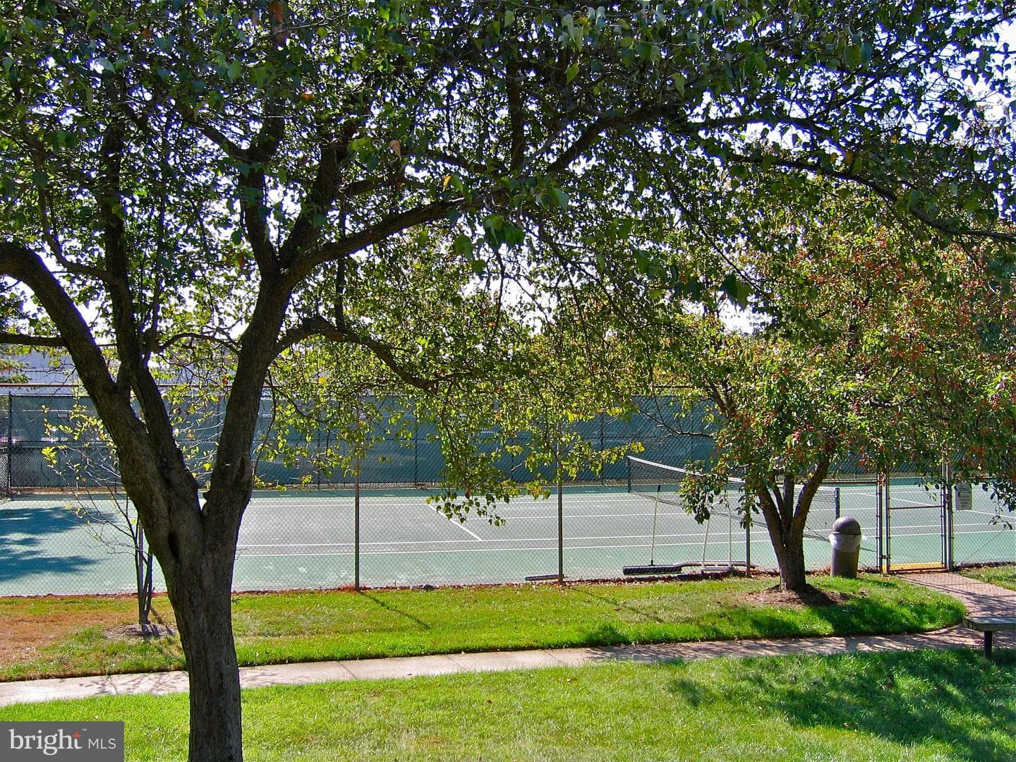 200 N Pickett Street #512 photo 39