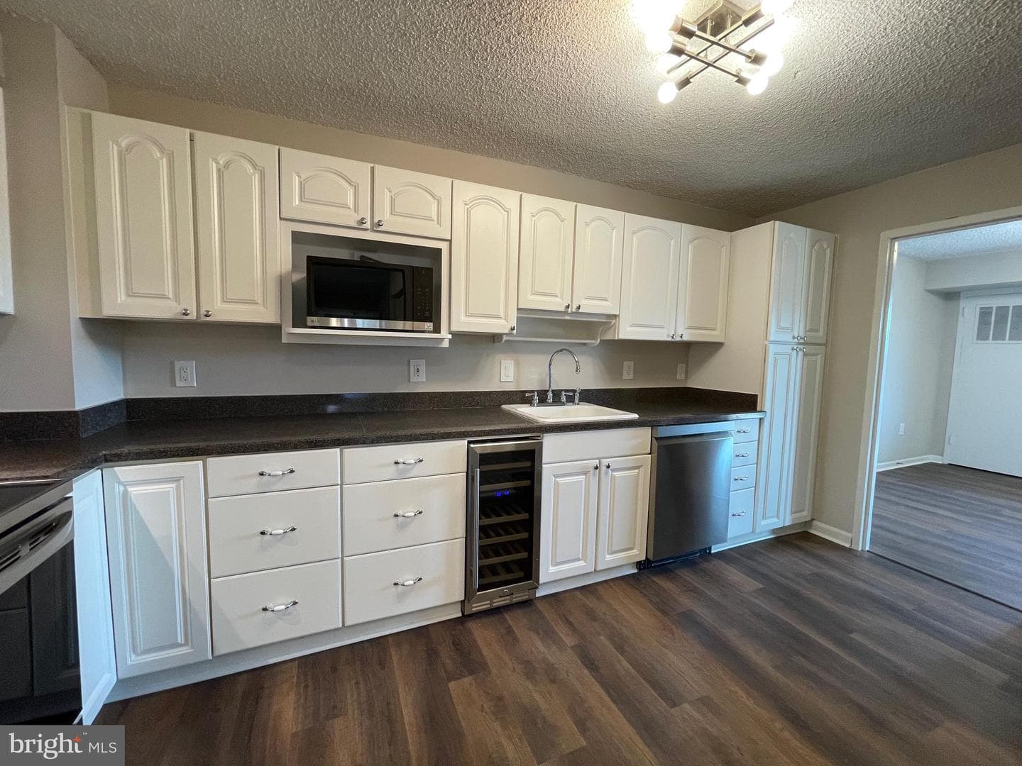 200 N Pickett Street #512 photo 5