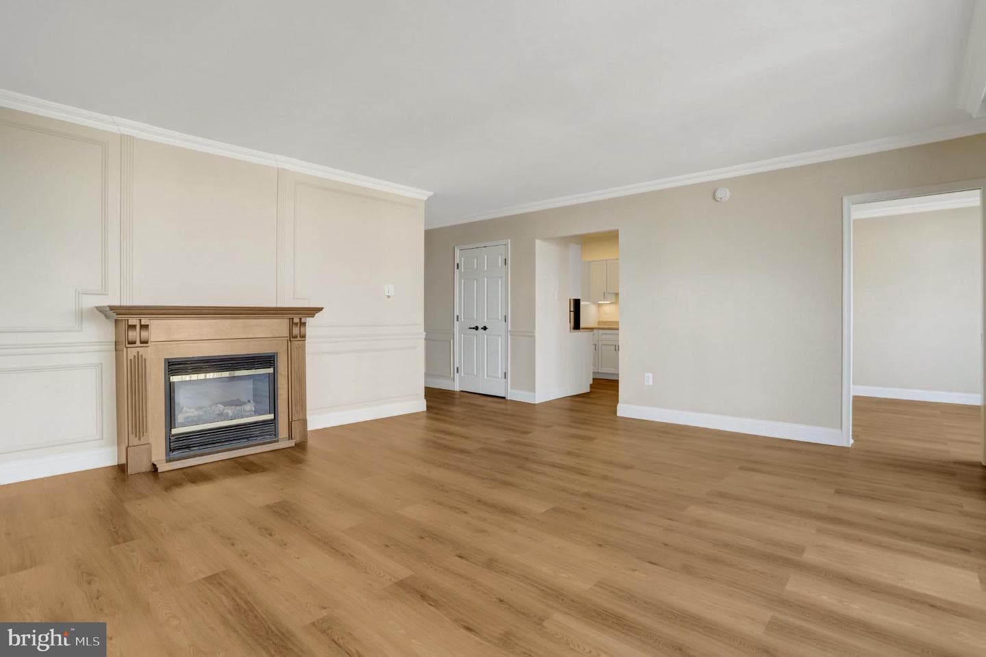 400 Madison Street #806 photo 12