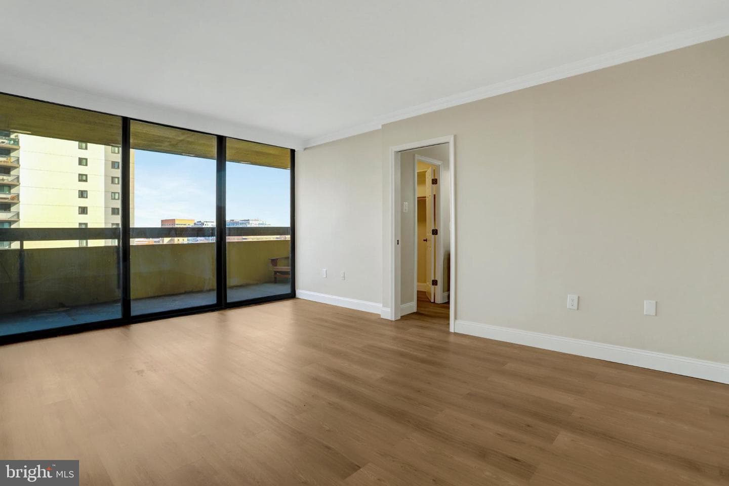 400 Madison Street #806 photo 17