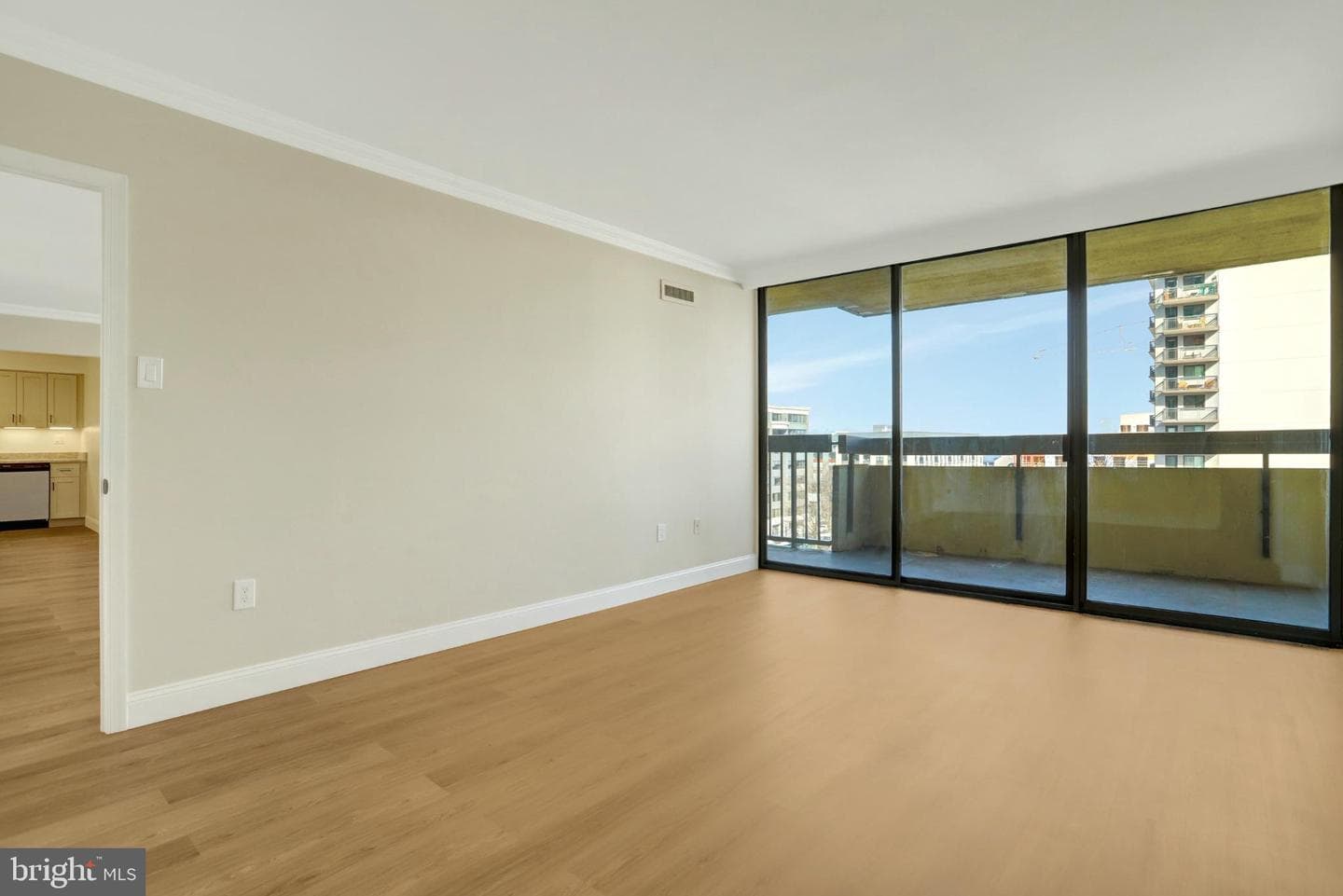 400 Madison Street #806 photo 19