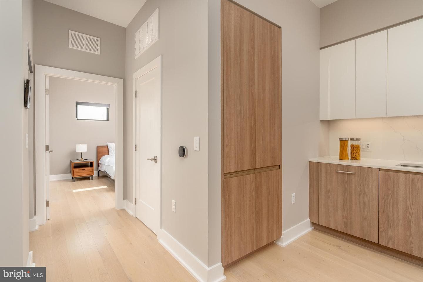 701 Swann Avenue #606 photo 18