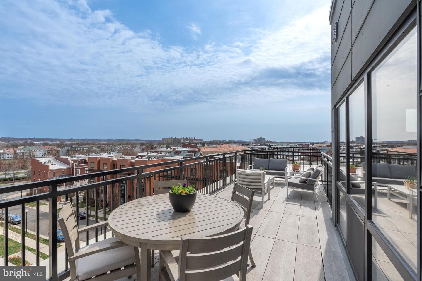 701 Swann Avenue #606 photo 27