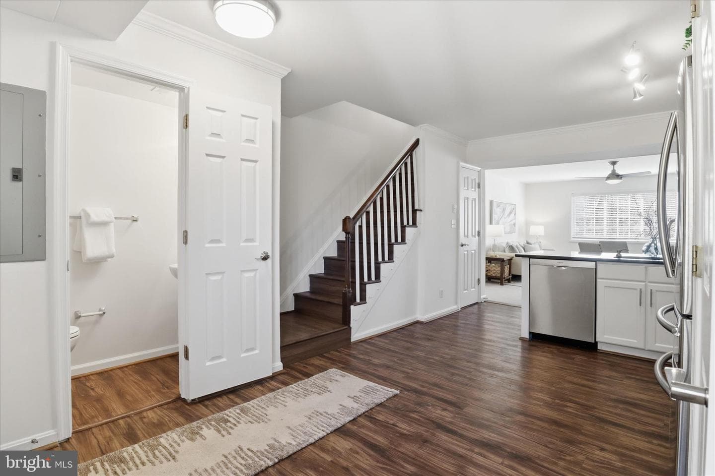 1467 N Van Dorn Street photo 3