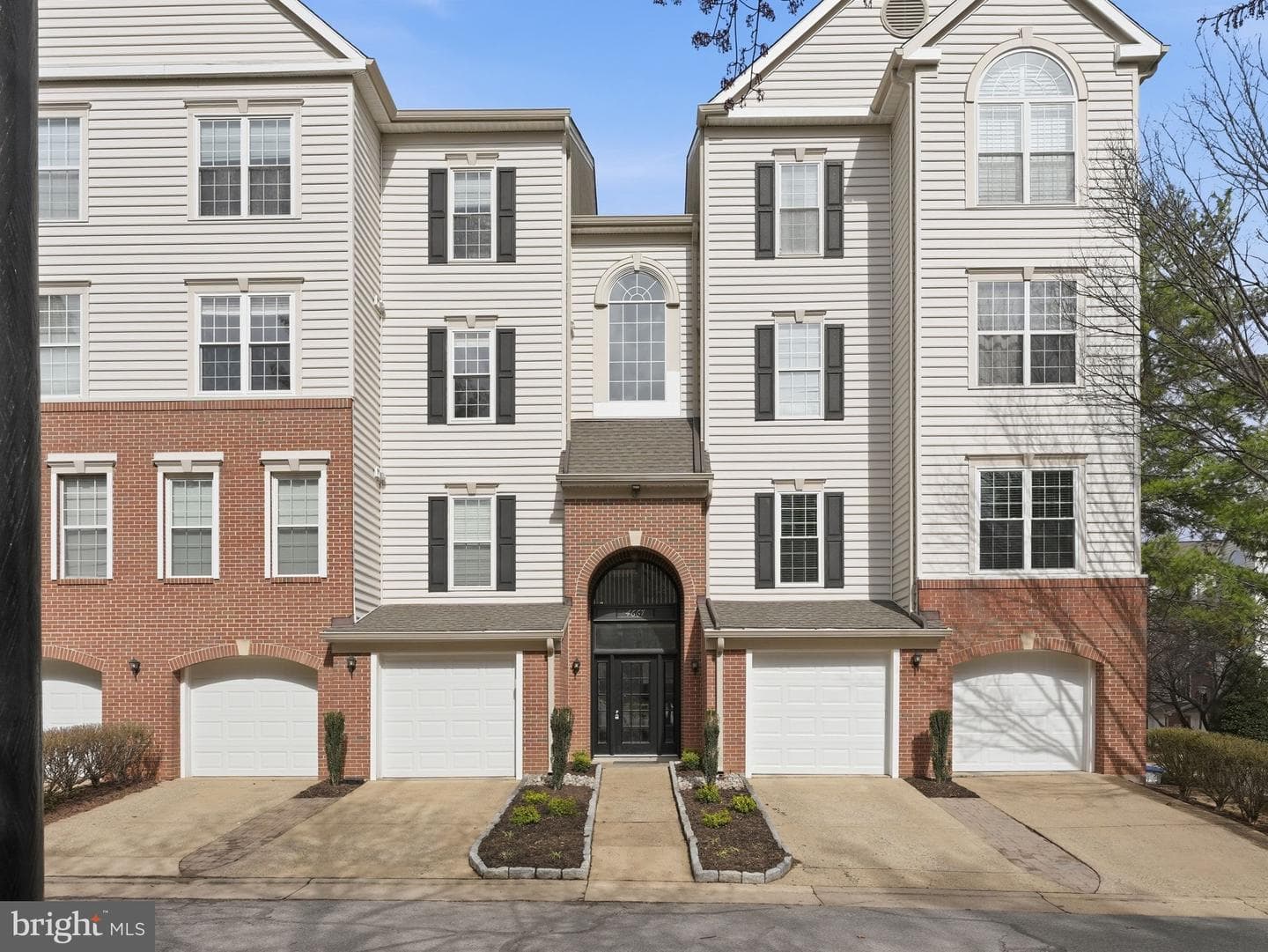 4667 Longstreet Lane #205, Alexandria