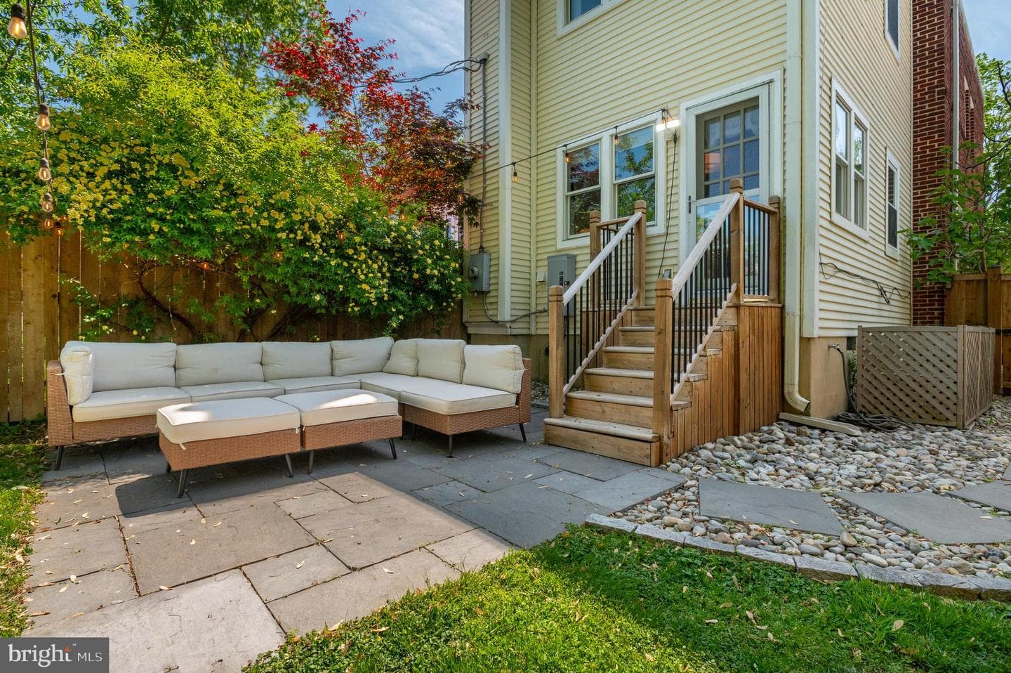 414 E Bellefonte Avenue photo 25