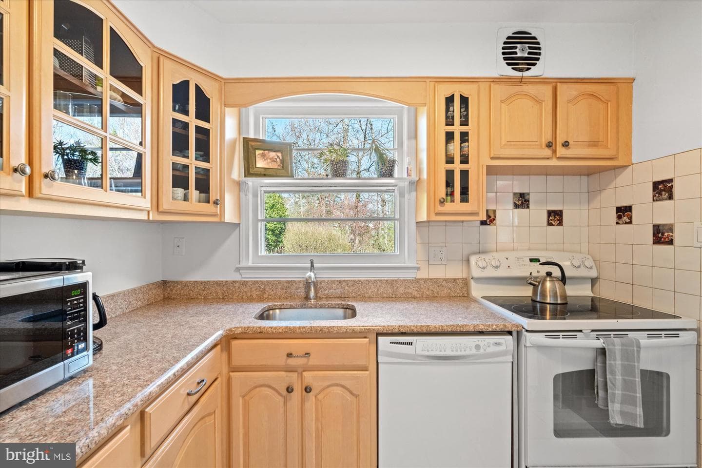 2913 Old Dominion Boulevard photo 13
