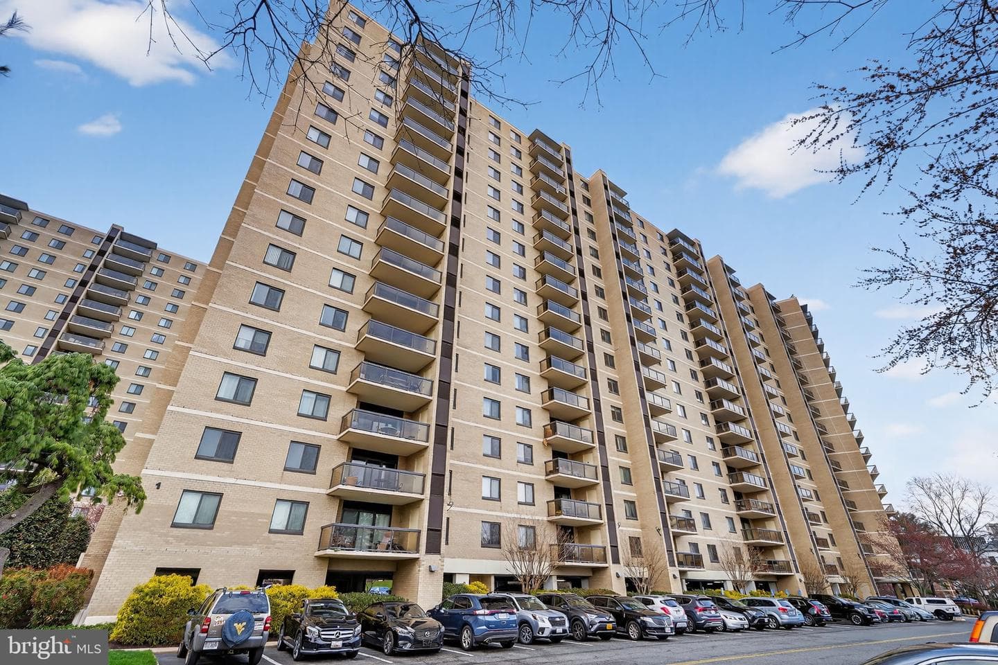 203 Yoakum Parkway #1625, Alexandria