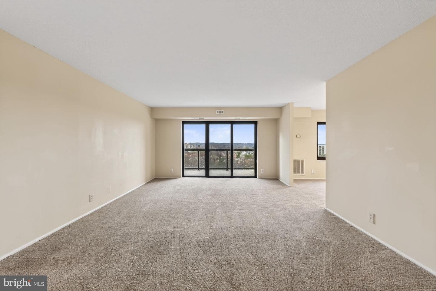 203 Yoakum Parkway #1625 photo 12