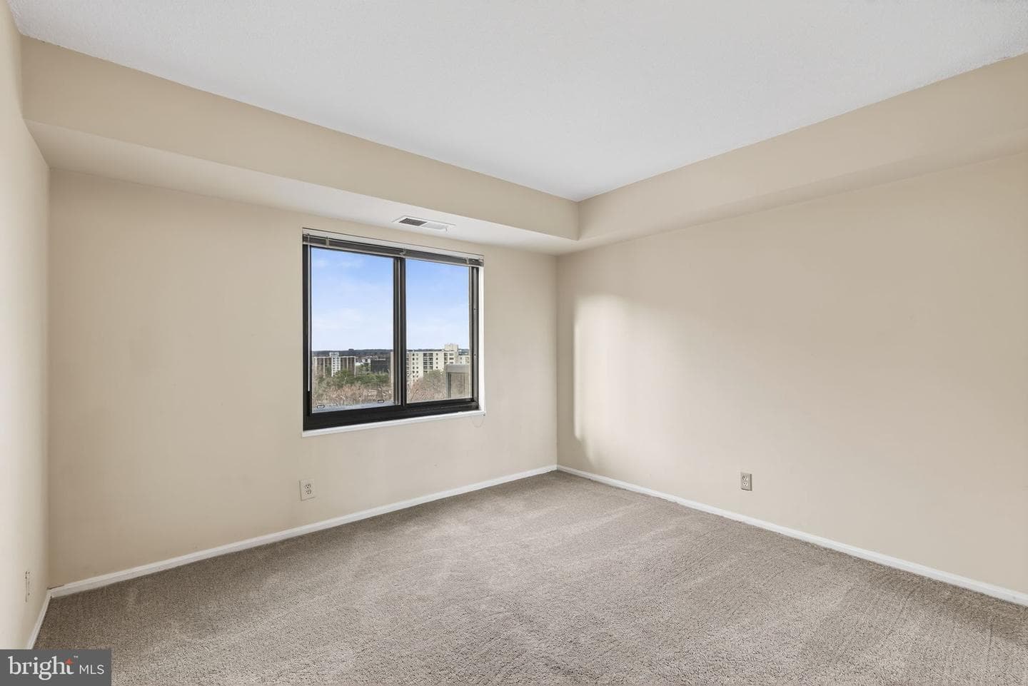 203 Yoakum Parkway #1625 photo 27