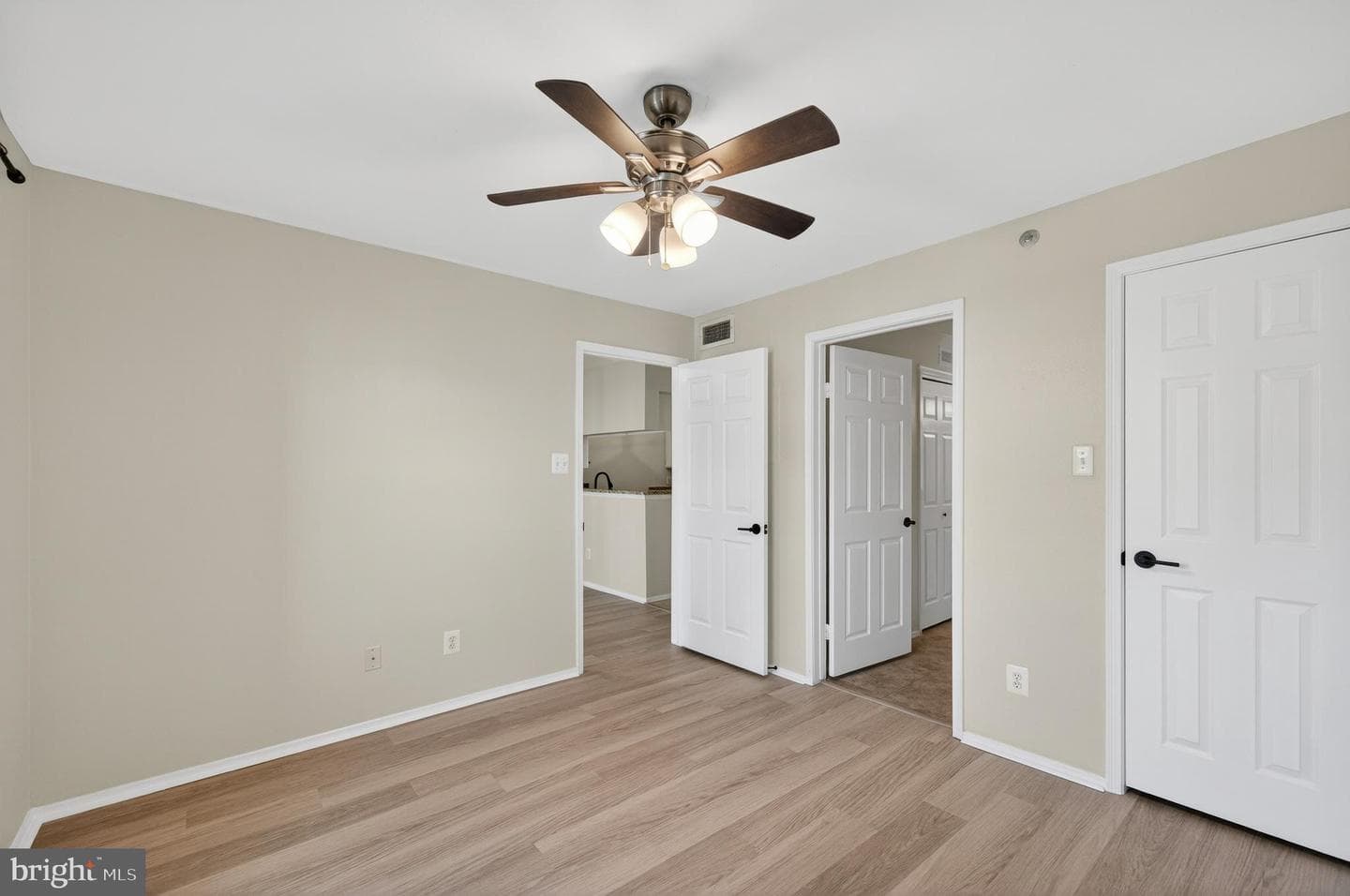 3313 Wyndham Circle #3210 photo 19