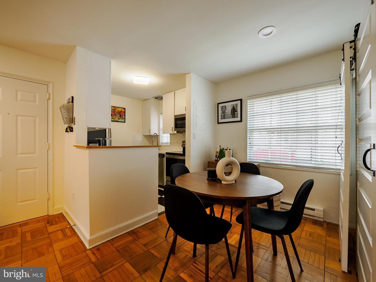 1608 W Abingdon Drive #102 photo 13